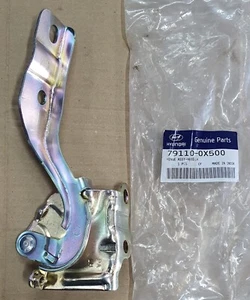 Hyundai i10 79110-0x500 Bisagra Capo Motor Izq. - Imagen 1 de 2