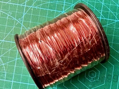 Alambre imán de cobre esmaltado 22 AWG MW35-C HY, 200C, 1 kg, carrete de 346 m (1136 pies) Foto 1 de 4