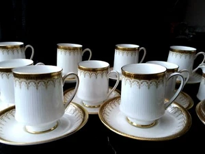 Paragon Fine Bone China Athena Tea-Coffee Cups Gold-White Majesty Queen England - Picture 1 of 12