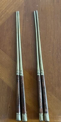 Set 2 bacchette vintage metà secolo ottone teak metallo fantasia manico rivettato - Immagine 1 di 4