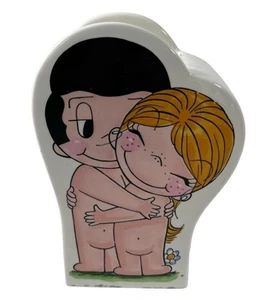 Vaso Kim Casali Love Is anni 70 iconico fumetto personaggi teleflora abbraccio leggi - Foto 1 di 14