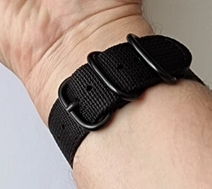 Für Apple Watch 9 8 7 6 SE zweiteilig N.A.T.O. Nylonbandbandband 38/40/41/42/44/45 - Bild 1 von 9