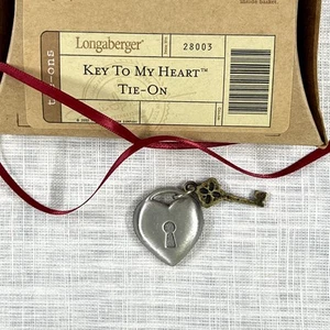 Longaberger Key To My Heart Basket Tie-On - New - Picture 1 of 2