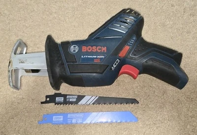 Bosch Cordless 12V Max Lithium-Ion Compact Reciprocating Saw PS60 w 2 NEW BLADES - Image 1 of 4