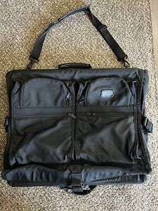 Tumi Garment Bag Ballistic Nylon Alpha Bi Fold Suit Travel Black Bag
