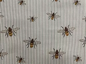Bee Stripe Cotton Fabric Sea Spray Curtain Blind Upholstery Craft - Picture 1 of 8