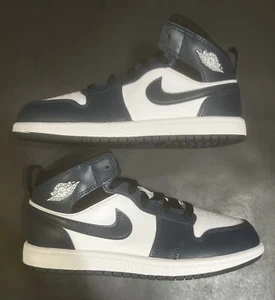Sz 3Y - NIKE AIR JORDAN 1 MID (PS) ‘ARMORY NAVY’ [640734-411] NEW - Picture 1 of 13