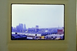 1970 NYC NEW YORK Street Photo Brooklyn Bridge 9 Kodak Kodachrome Photo Slides - Picture 1 of 9