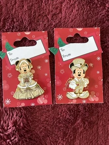 B1 Disney DLR Pin Mickey Mouse Victorian Holiday - Picture 1 of 6