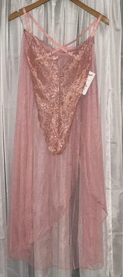 NUEVO CON ETIQUETAS Dreamgirl Peluche Vintage Rosa con Falda Transparente Talla Mediana  Foto 1 de 4