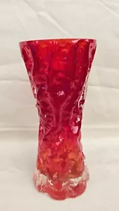 RARE VINTAGE INGRID GLASS RED VASE TEXTURED TREE BARK BY KURT WOKAN 70'S - Picture 1 of 20