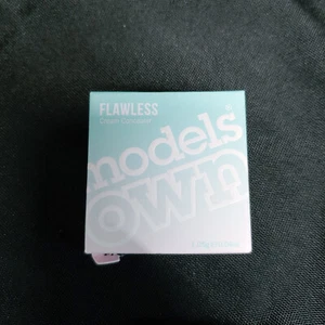 Models Own Flawless Creme Concealer In Shade Sand 05 .03oz - Picture 1 of 8