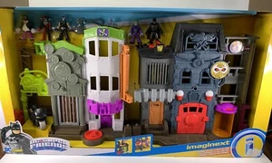 Imaginext Crime Alley DC Super Friends Batman Joker Bane Harley Quinn NEW - Picture 1 of 11