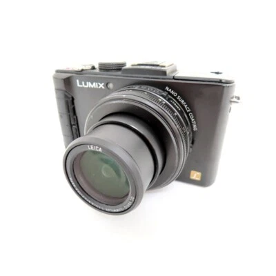 Panasonic DMC-LX7 Digital Camera 10.1MP Time Lapse with Accessories Black - Image 1 of 4