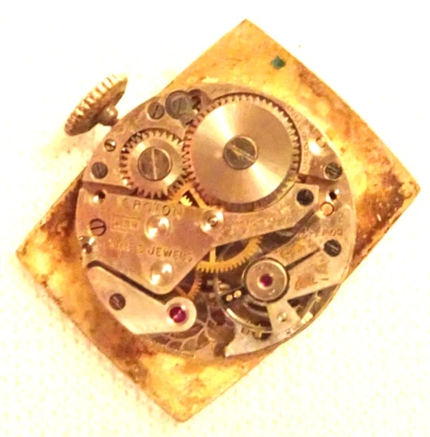 Croton Wristwatch Movement 9J Antique Men's Parts or Repair - Image 1 of 2