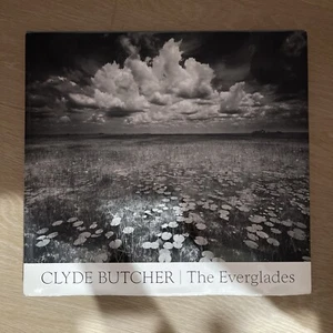 Clyde Butcher: The Everglades Hard Cover Coffee Table Display Book HC SIGNED! - Imagen 1 de 6
