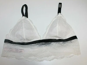 Victoria's Secret Women's Chantilly Lace Long Line Bralette Large - Picture 1 of 9