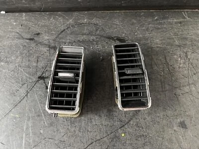 09-19 FORD FLEX PAR DE REJILLAS DE VENTILACIÓN INTERIORES DEL TABLERO CENTRAL CON MOLDURA CROMADA Foto 1 de 4