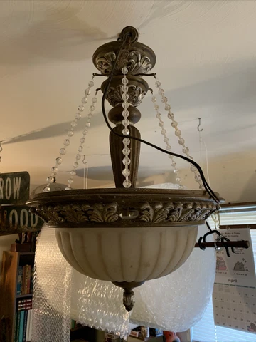 VINTAGE CHANDELIER APR. 23” INCHES LONG & 16” INCHES ROUND, WIRED CHANDELIER Cover