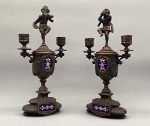 c. 1880 FAB PAR BRONCEADO ESPELTA Y ESMALTE DOBLE LUZ CANDELABRO CANDELABRO PALO - Imagen 1 de 10