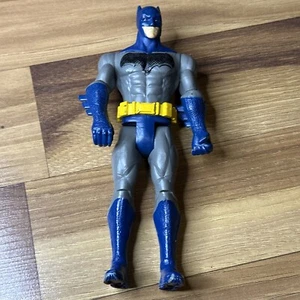DC Comics Batman vs Superman (2015) Mattel Grapnel Blast Action Figure - Picture 1 of 3