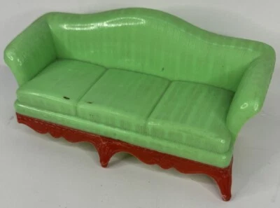 Sofá sofá verde plástico muebles de salón miniatura para casa de muñecas Renwal 1:16 de colección Foto 1 de 4