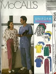 Scrub ospedalieri modello S/M/L McCall's 9652 fuori produzione - Foto 1 di 2