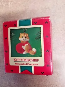 1985 NEU PUNZE KITTY MISCHIEF HANDGEFERTIGTE ORNAMENT - Bild 1 von 2