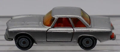 Coche modelo diecast plateado SIKU Mercedes 280 SL años 70 vintage Foto 1 de 4