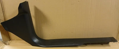 2014-2019 GMC Silverado Sierra Front Right Door Sill Scuff Plate OEM 23433433 RH - Image 1 of 4