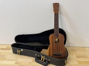 Vintage Kamaka HF-1 Soprano Ukulele Gold Label Late 1960s with Hard Case - Picture 1 of 7