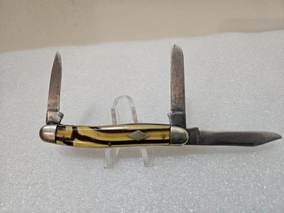 Vintage Shapleigh Diamondedge 3 blade Pocket knife Butter and Molasses C824 - Image 1 of 4