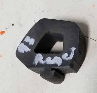 Ford Ranger 1993 a 1997 Mazda B2300 B3000 B4000 capó tope Foto 1 de 4