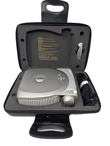 Dell Projector 2200MP DLP SVGA 1200 LUMENS in fitted case VAT included 4:3 - Picture 1 of 20