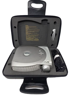 Dell Projector 2200MP DLP SVGA 1200 LUMENS in fitted case VAT included 4:3 - Image 1 of 4