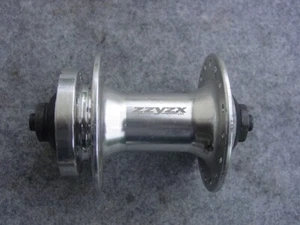 MTB Mozzo Anteriore ZZYZX USA per Freni a Disco Gut Condizioni Argento 32 Foro - Foto 1 di 4