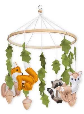 Decoración móvil para guardería Woodland Theme para bebé género neutro Foto 1 de 3