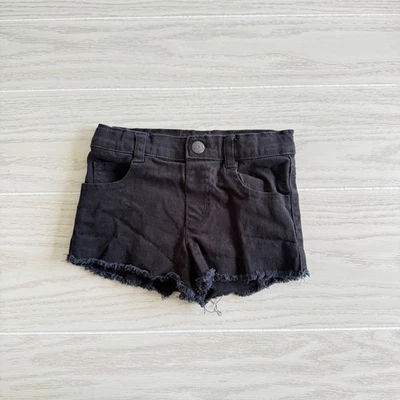 Garanaimls Toddler Girl's Black Shorts Size 5T  - Image 1 of 4