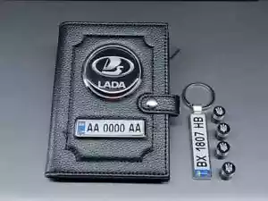 Gift set with LADA logo, wallet, keychain, valve caps. - Picture 1 of 2
