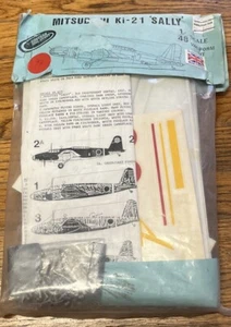 Contrail Modelo escala 1/48 Mitsubishi KI-21 Sally kit forma aspiradora muy antiguo - Imagen 1 de 2