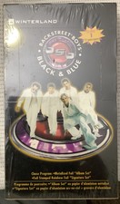 Sealed Box 2000 Winterland Backstreet Boys Black and Blue Trading Cards