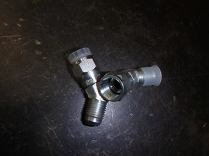 (2 Stück) Tore G60424-0606, 6 Stecker JIC - 6 Buchsen JIC 45, Hydraulikverschraubungen - Bild 1 von 1