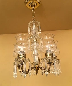 Vintage Beleuchtung 40er Jahre zierlicher Kristall Kronleuchter - Bild 1 von 4