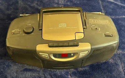 Sistema estéreo portátil Audiovox antigo: cassete/CD/AM/FM, modelo # CD-198 - Imagem 1 de 4
