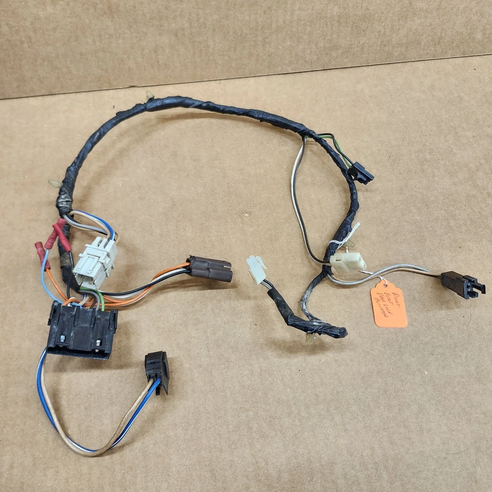 Arnés de cableado actuador cerradura puerta Corvette 84-89 DERECHA 85' Foto 1 de 4