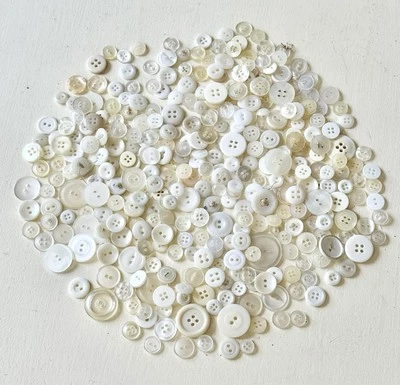 GRAN Lote De Colección “Blancos” -350 Botones Surtidos Foto 1 de 4