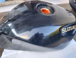 Serbatoio Suzuki Bandit 600 K1/2/3 - Picture 1 of 7