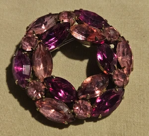 Spilla vintage-vari colori rosa-strass-forma cerchio-design a grappolo - Foto 1 di 3