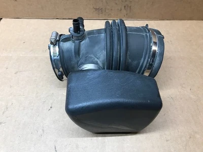 2010 Ford Fusion 2.5L engine air cleaner outlet duct intake hose AE53-9F805-BE - Image 1 of 4