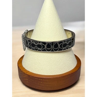 Brazalete con bisagra Coach 99679 Signature de metal esmaltado Foto 1 de 4